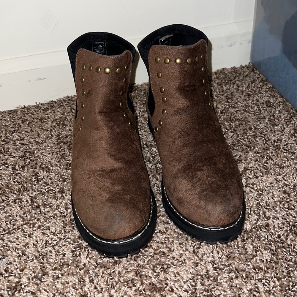 Never worn